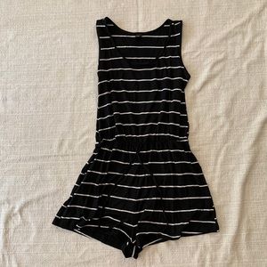 Women’s size small black and white romper from Shein, Brand New and never worn.